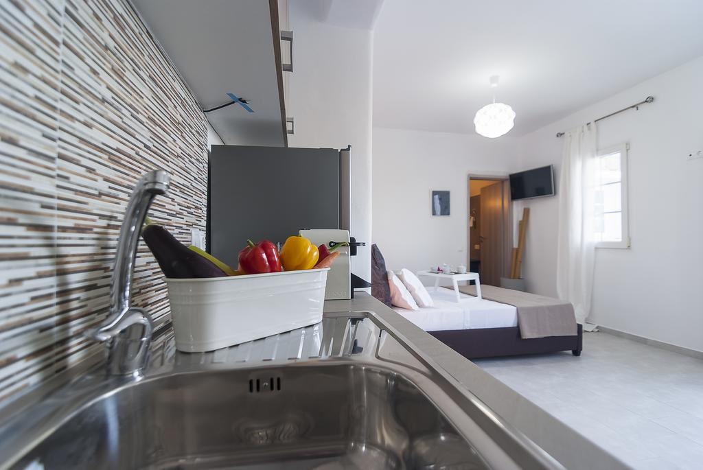 Avalon Mykonos Suites Super Paradise Beach  Ngoại thất bức ảnh
